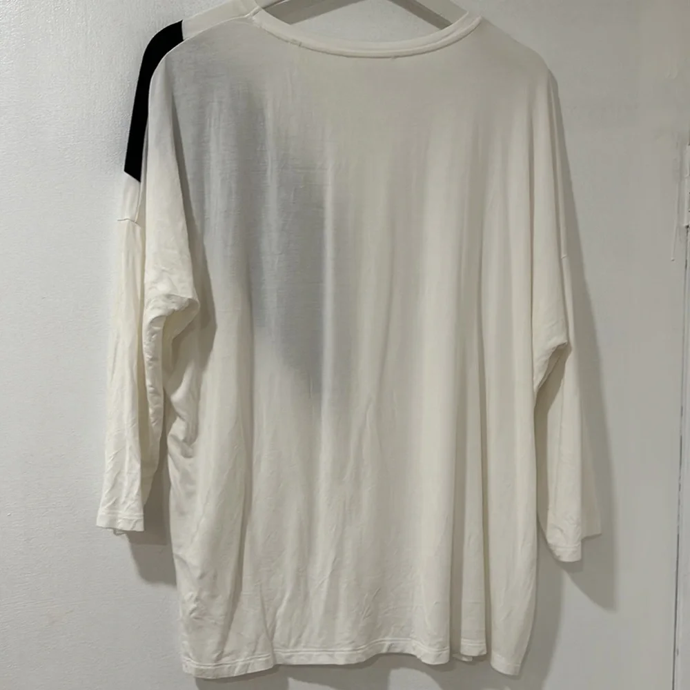 Opus Top - Picture 2 of 2
